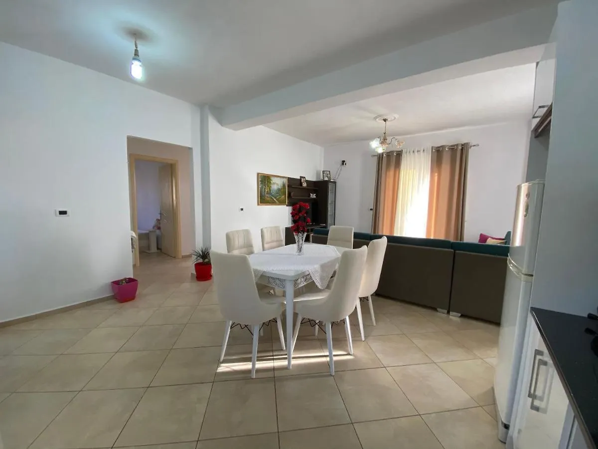Apartment Krenar Voda Ksamil