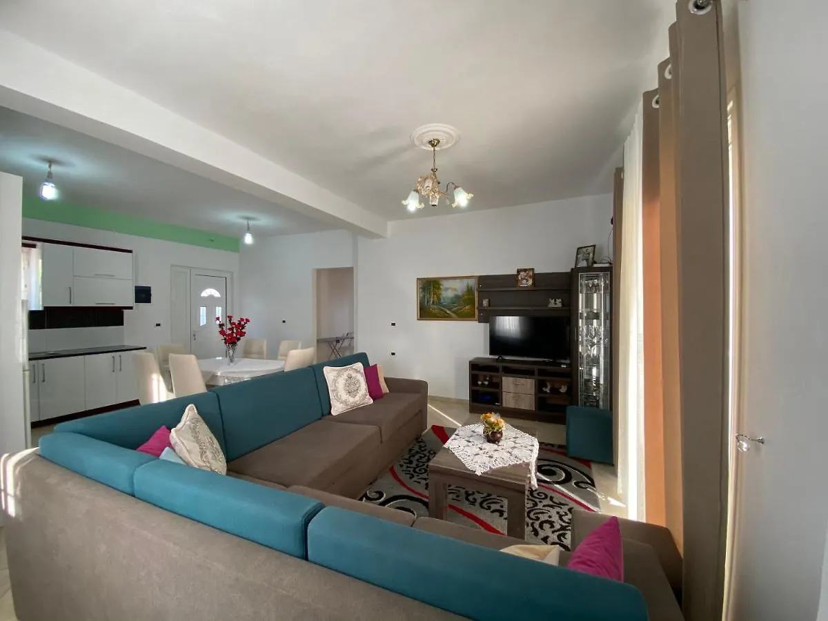 Apartment Krenar Voda クサミル