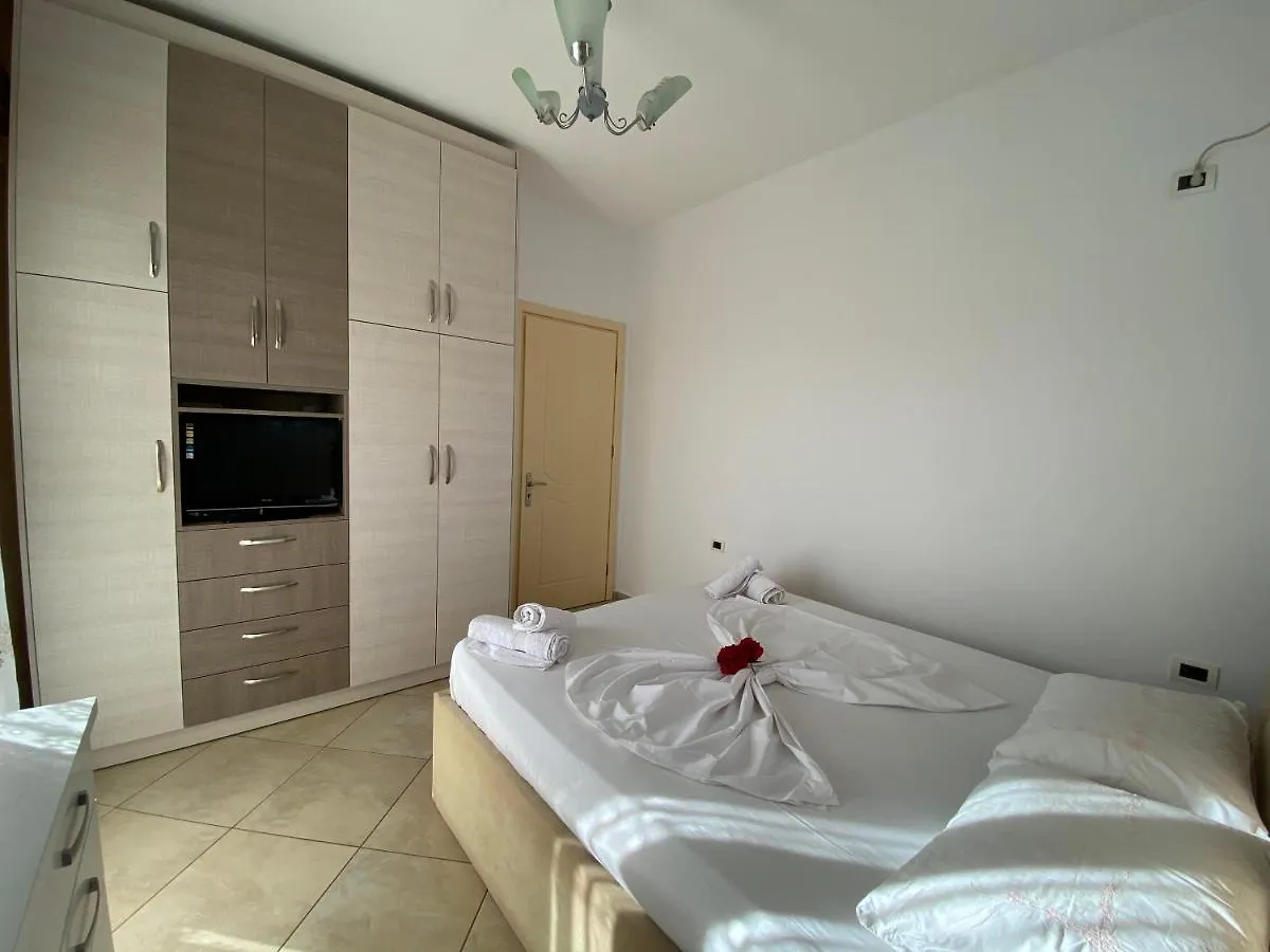 Apartment Krenar Voda Ksamil Albania